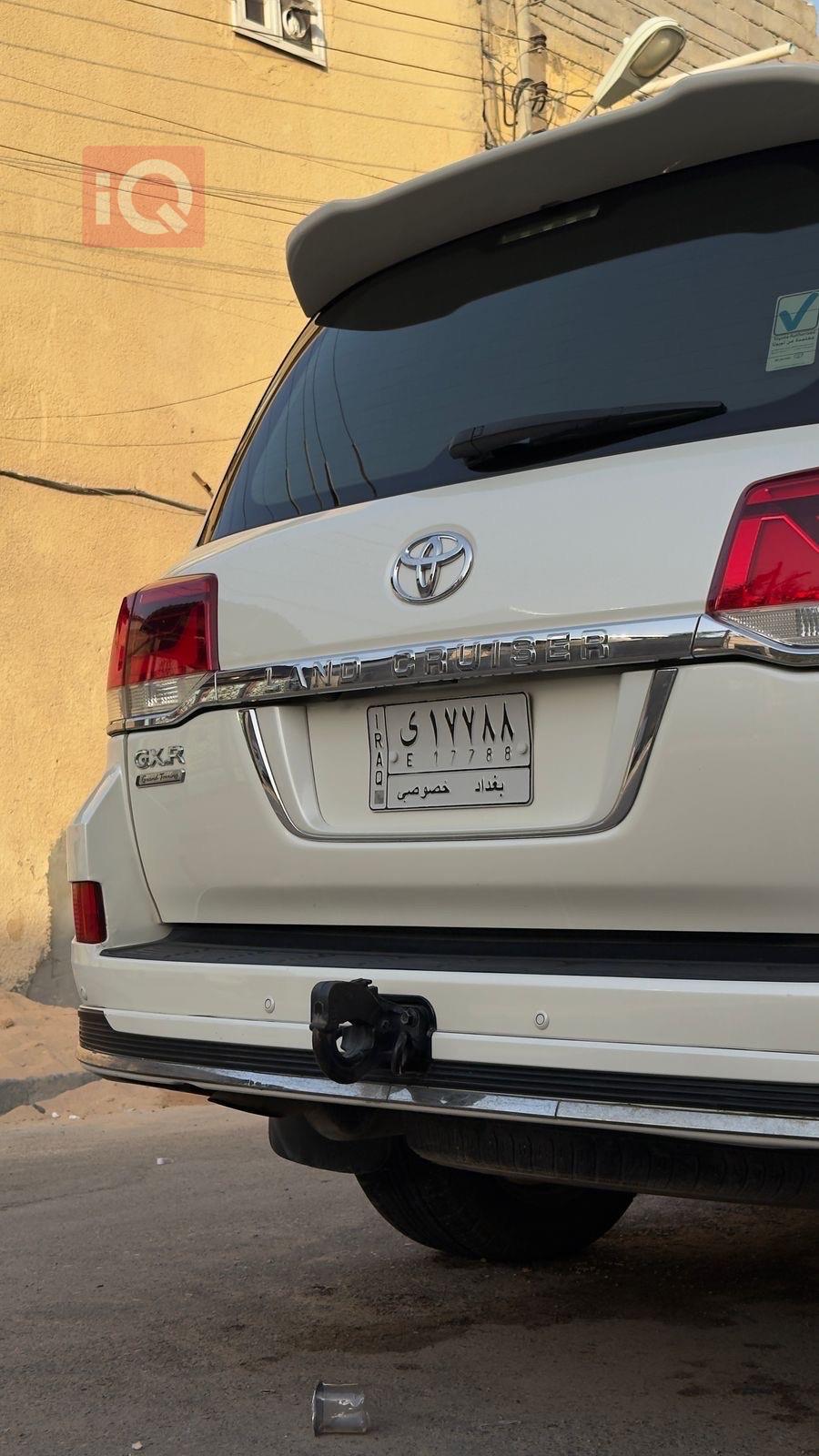 Toyota Land Cruiser